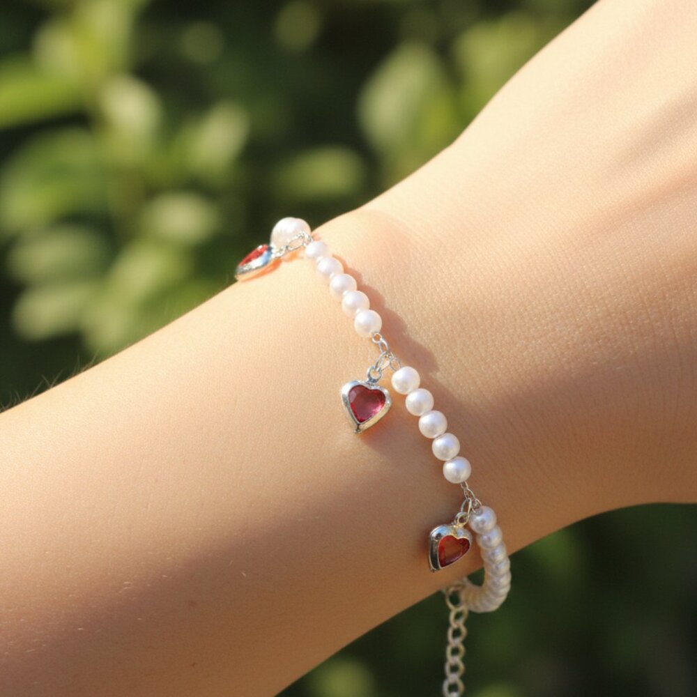 "Trendy Handmade Bracelet – A Stylish Gift for Women & Girls, MAR091419
